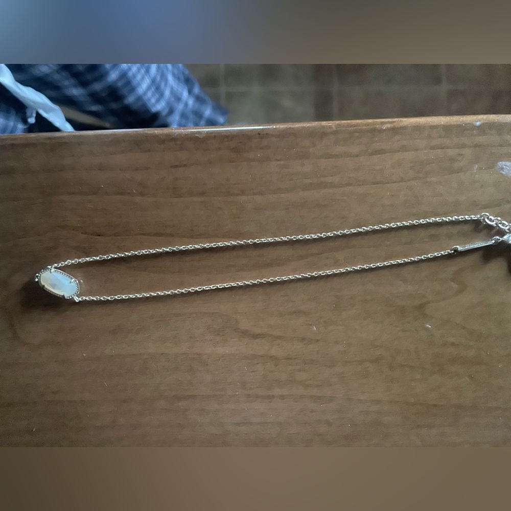 Kendra Scott Necklce